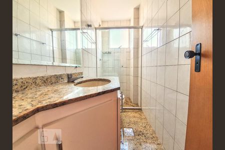 Apartamento à venda com 72m², 3 quartos e 1 vaga Apartamento à venda com 72m², 3 quartos e 1 vagaBanheiro