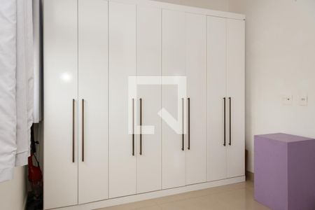 Apartamento à venda com 70m², 2 quartos e 1 vagaSuíte