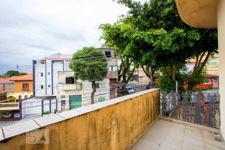 Varanda da sala de casa para alugar com 3 quartos, 220m² em Utinga, Santo André