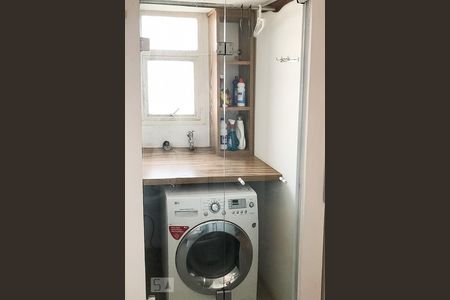 Apartamento à venda com 48m², 1 quarto e 1 vaga Apartamento à venda com 48m², 1 quarto e 1 vagaÁrea de Serviço