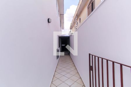 Casa à venda com 180m², 3 quartos e 4 vagasCorredor
