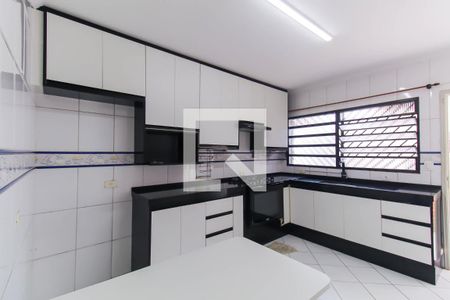 Casa à venda com 180m², 3 quartos e 4 vagasCozinha