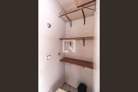 Casa à venda com 180m², 3 quartos e 4 vagasBanheiro de serviço