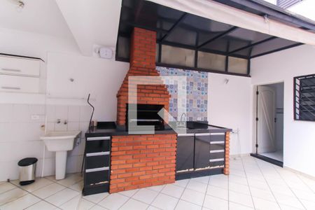 Casa à venda com 180m², 3 quartos e 4 vagasChurrasqueira