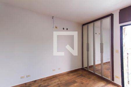 Casa à venda com 180m², 3 quartos e 4 vagasQuarto 3 - Suíte