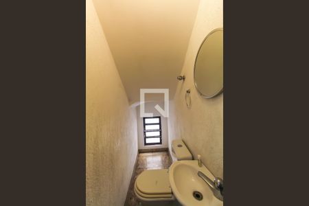 Casa à venda com 180m², 3 quartos e 4 vagasLavabo