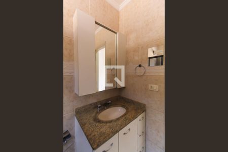 Casa à venda com 180m², 3 quartos e 4 vagasBanheiro da Suíte 3