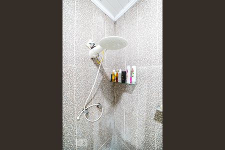 Casa à venda com 60m², 2 quartos e sem vaga Casa à venda com 60m², 2 quartos e sem vagaBanheiro