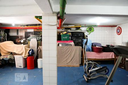 Casa à venda com 209m², 3 quartos e 2 vagasPorão