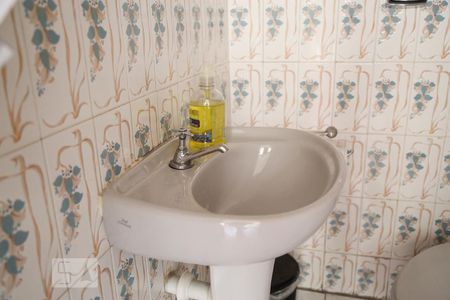 Casa à venda com 209m², 3 quartos e 2 vagasLavabo