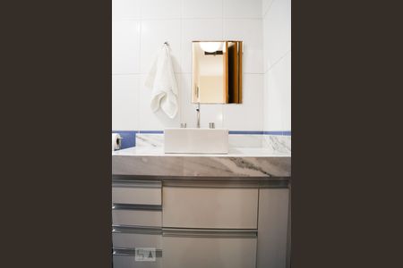 Casa à venda com 209m², 3 quartos e 2 vagasBanheiro 1