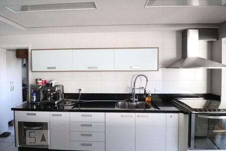 Cozinha de apartamento para alugar com 3 quartos, 109m² em Vila Andrade, São Paulo