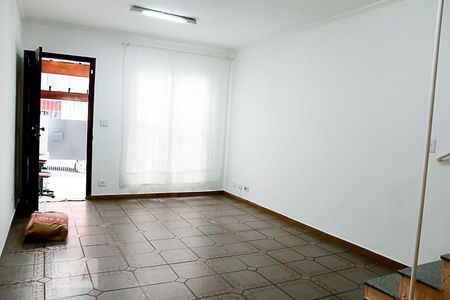 Sala de casa para alugar com 2 quartos, 105m² em Jardim Ubirajara, São Paulo