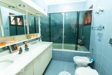 Casa para alugar com 361m², 4 quartos e 4 vagasBanheiro do Quarto 3