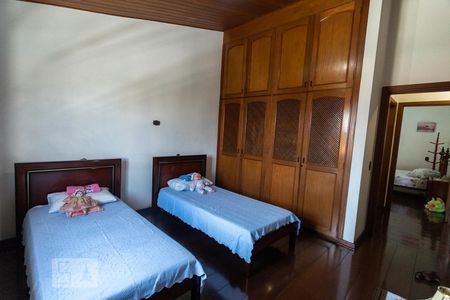 Casa para alugar com 361m², 4 quartos e 4 vagasQuarto 2