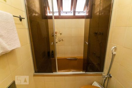 Casa para alugar com 361m², 4 quartos e 4 vagasBanheiro do Quarto 1
