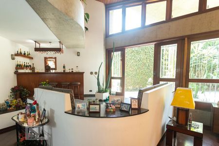 Sala de casa para alugar com 4 quartos, 361m² em Bela Aliança, São Paulo