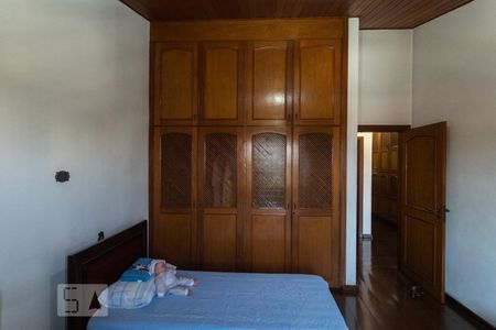 Casa para alugar com 361m², 4 quartos e 4 vagasQuarto 2