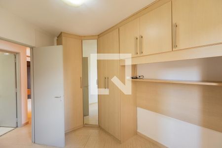 Quarto 1 de apartamento para alugar com 2 quartos, 55m² em Vila Constança, São Paulo
