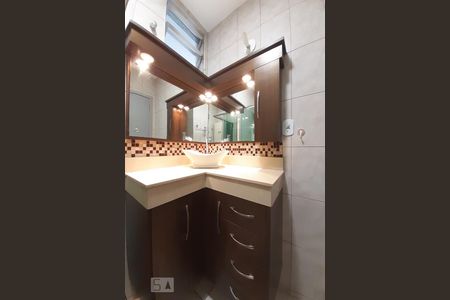 Casa à venda com 120m², 2 quartos e 1 vagaBanheiro Social