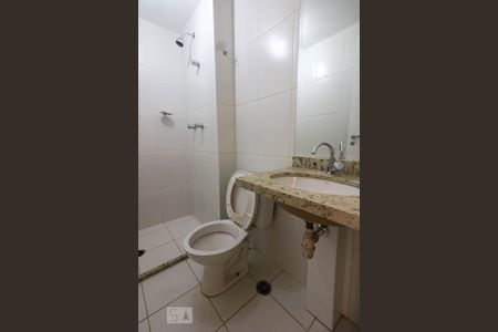 Banheiro  de apartamento à venda com 3 quartos, 60m² em Vila Metalurgica, Santo André