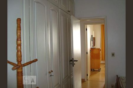 Quarto 1 de apartamento para alugar com 2 quartos, 90m² em Copacabana, Rio de Janeiro