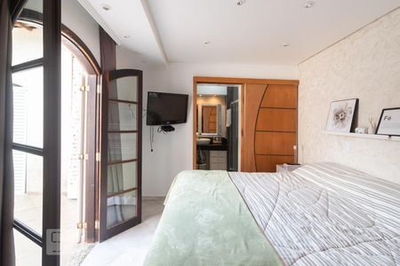 Suíte de casa à venda com 3 quartos, 250m² em Vila Primavera, São Paulo