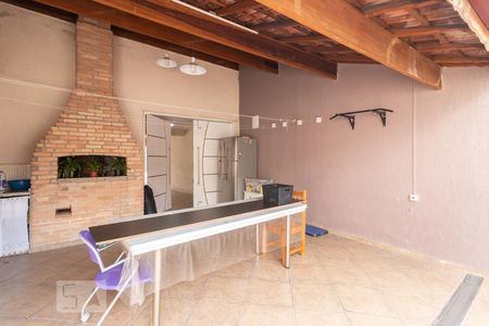 Casa à venda com 250m², 3 quartos e 6 vagasChurrasqueira