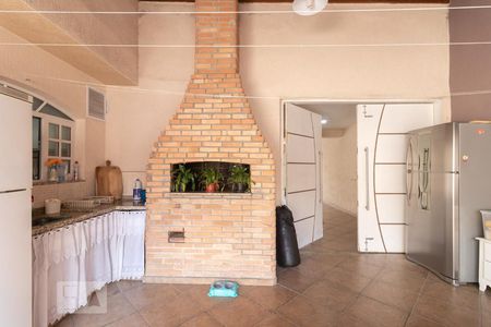 Casa à venda com 250m², 3 quartos e 6 vagasChurrasqueira