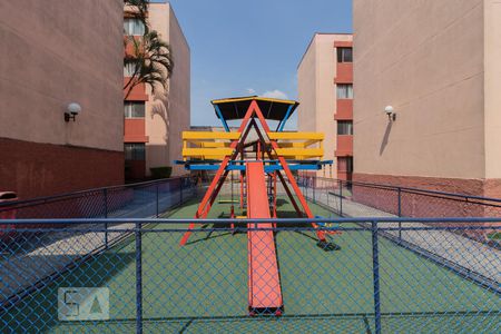 Apartamento à venda com 49m², 2 quartos e 1 vaga Apartamento à venda com 49m², 2 quartos e 1 vagaÁrea Comum - Playground