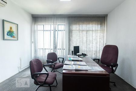 Casa à venda com 8 quartos, 385m² em Vila Romana, São Paulo