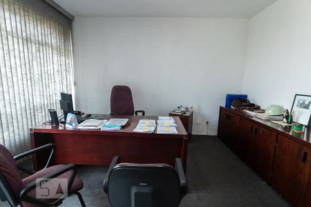 Casa à venda com 8 quartos, 385m² em Vila Romana, São Paulo