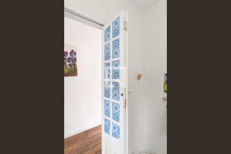 Casa à venda com 160m², 3 quartos e 2 vagasBanheiro