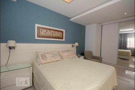 Apartamento para alugar com 136m², 3 quartos e 2 vagasSuíte