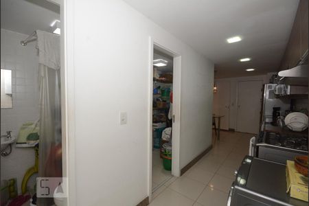 Apartamento para alugar com 136m², 3 quartos e 2 vagasCozinha e Área de Serviço