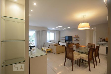 Sala de apartamento para alugar com 3 quartos, 136m² em Jacarepaguá, Rio de Janeiro