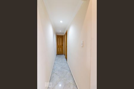 Corredor de apartamento para alugar com 2 quartos, 65m² em Picanço, Guarulhos
