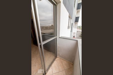 Varanda de apartamento para alugar com 2 quartos, 52m² em Jardim Vila Galvão, Guarulhos