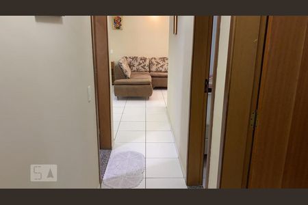 Corredor de apartamento para alugar com 2 quartos, 63m² em Vila Mazzei, São Paulo