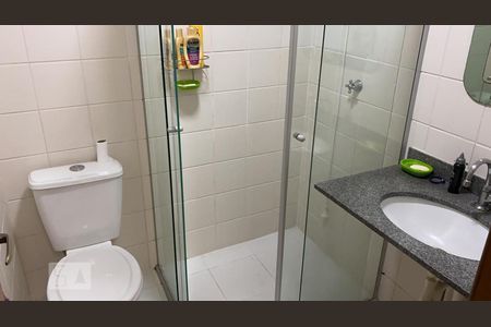 Banheiro de apartamento para alugar com 2 quartos, 63m² em Vila Mazzei, São Paulo