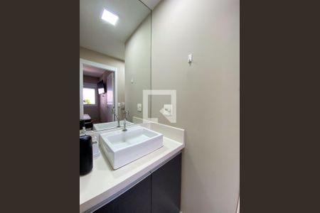 Banheiro Social de apartamento à venda com 1 quarto, 57m² em Jardim Novo Santo Amaro, São Paulo