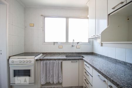 Cozinha de apartamento para alugar com 2 quartos, 89m² em Alto da Lapa, São Paulo