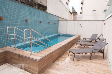 Apartamento para alugar com 69m², 3 quartos e 1 vagaÁrea comum - Piscina