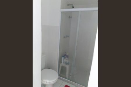Apartamento à venda com 55m², 2 quartos e 1 vaga Apartamento à venda com 55m², 2 quartos e 1 vagaBanheiro
