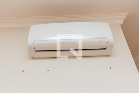 Sala de apartamento à venda com 2 quartos, 70m² em Vila Olímpia, São Paulo