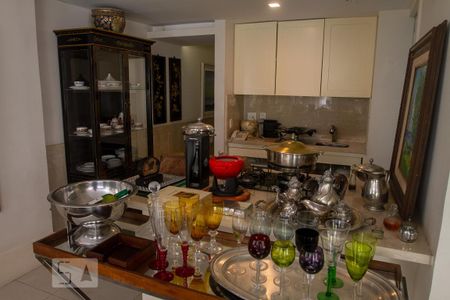 Sala/Cozinha de apartamento para alugar com 3 quartos, 148m² em Ipanema, Rio de Janeiro