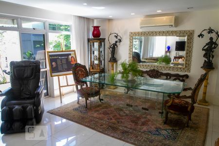 Sala de apartamento para alugar com 3 quartos, 148m² em Ipanema, Rio de Janeiro