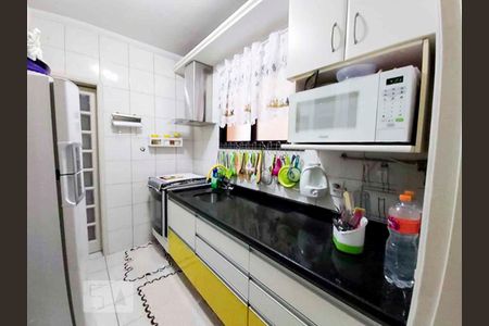 Cozinha de apartamento à venda com 3 quartos, 68m² em Nova Petrópolis, São Bernardo do Campo