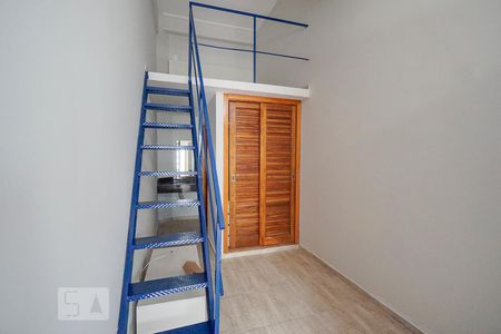 Sala de kitnet/studio para alugar com 1 quarto, 18m² em Luz, São Paulo