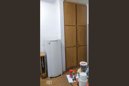 Casa à venda com 240m², 5 quartos e 1 vagaCasa 1